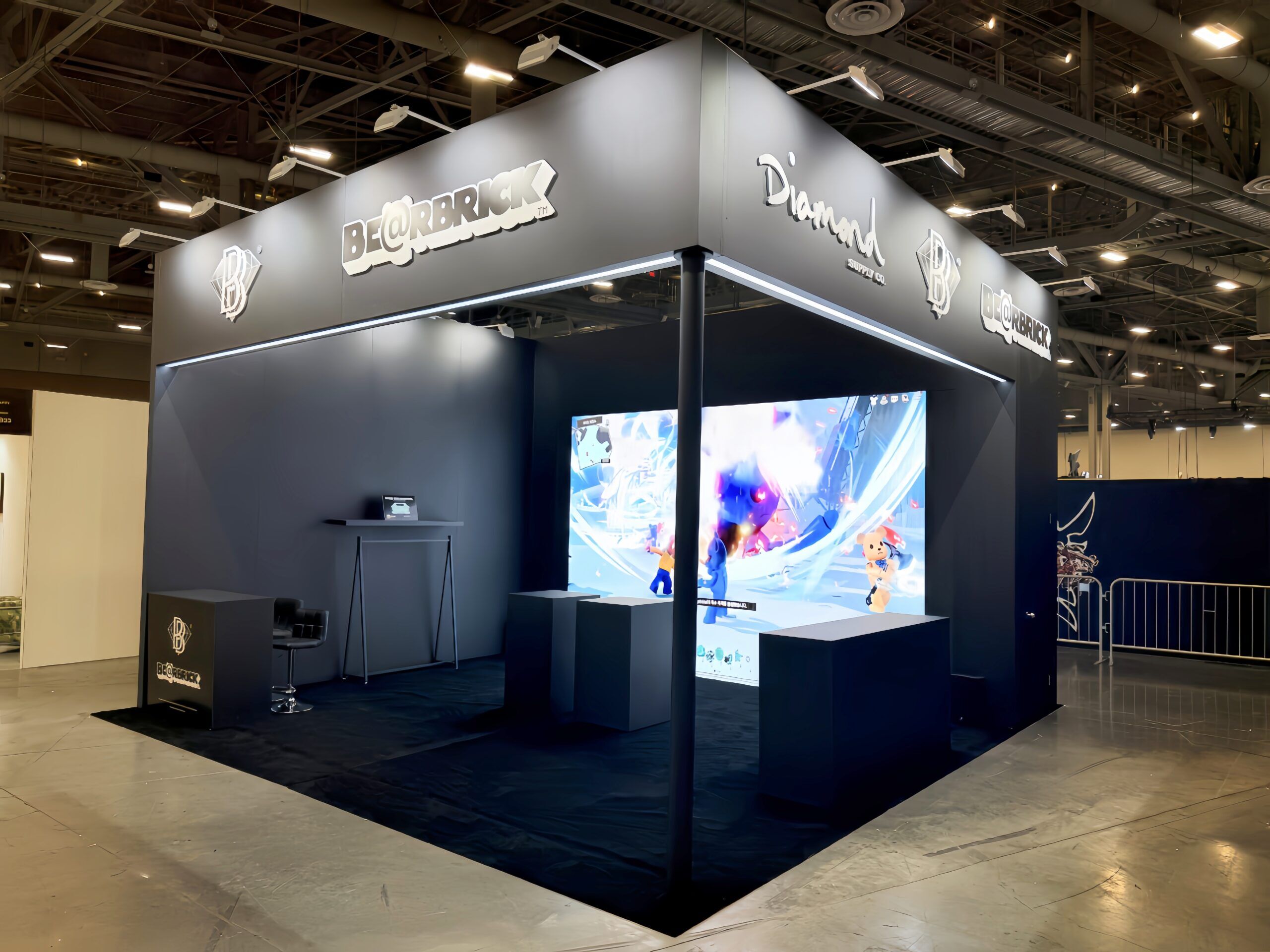 Move Interactive 20' x 20' ComplexCon LED Video Wall Booth Las Vegas